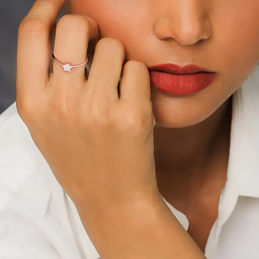 Mesmerising Rose Gold Star Ring