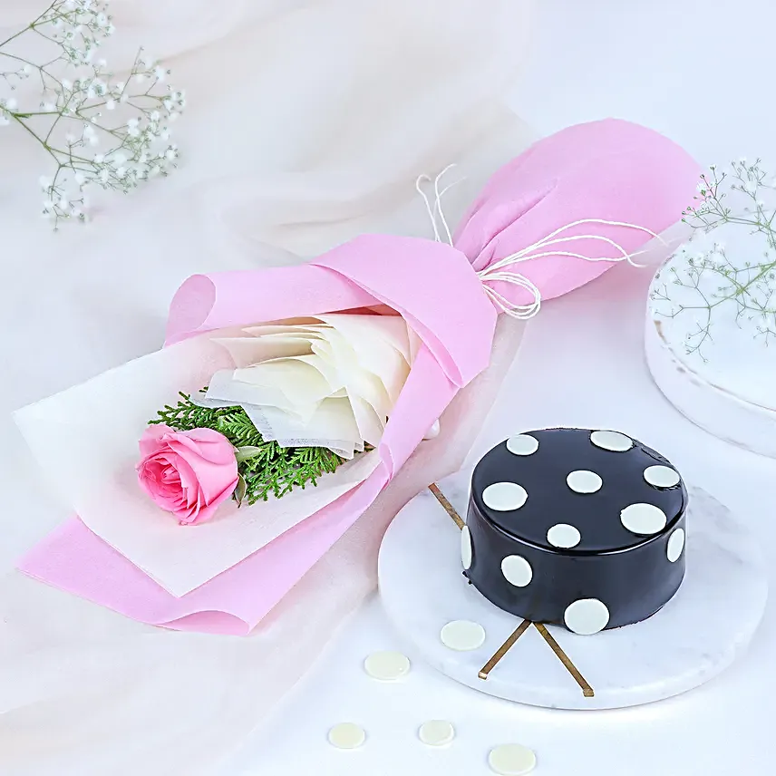 Mesmerising Rose N Cake Gift