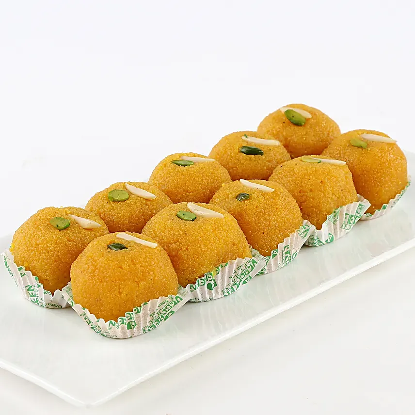 A box of motichoor laddoo sweets