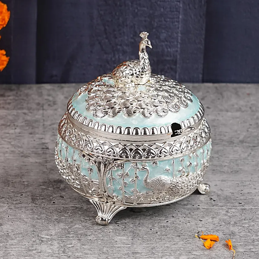 Neel Pushpa Pacchi Rakhi N Almonds Silver Box
