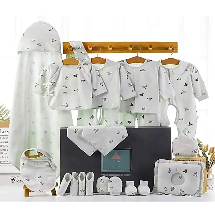 Newborn Essentials Gift Hamper Mint Green