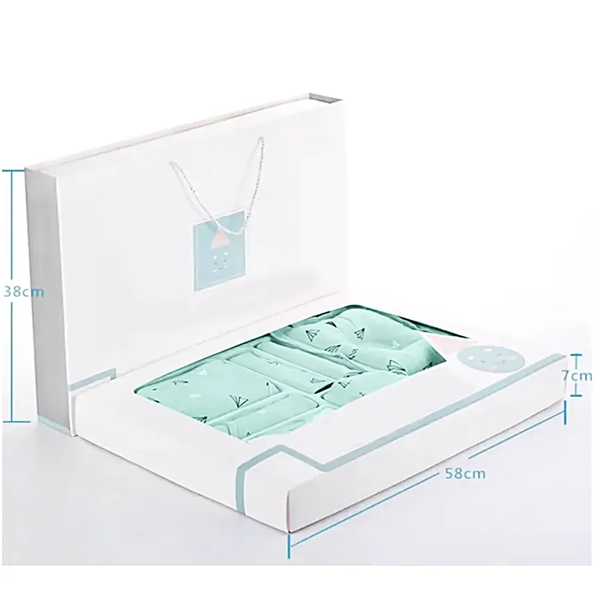 Newborn Essentials Gift Hamper Mint Green