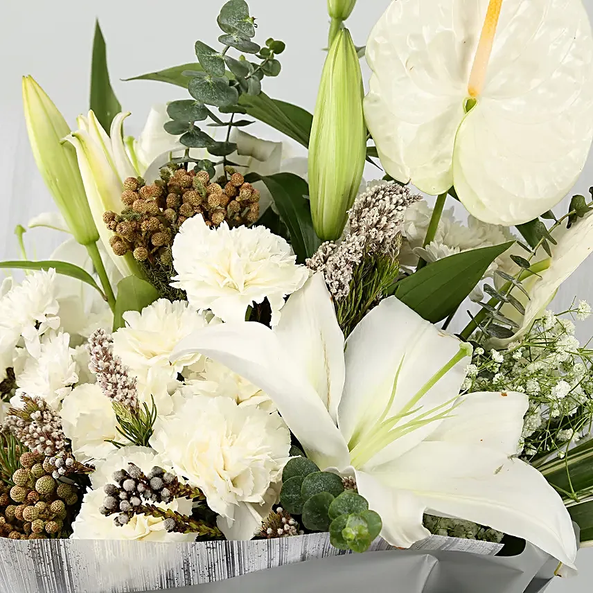 Elegant Bouquet of White Flowers