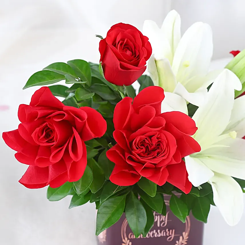 Personalised Anniversary Floral Vase N Chocolate Cake