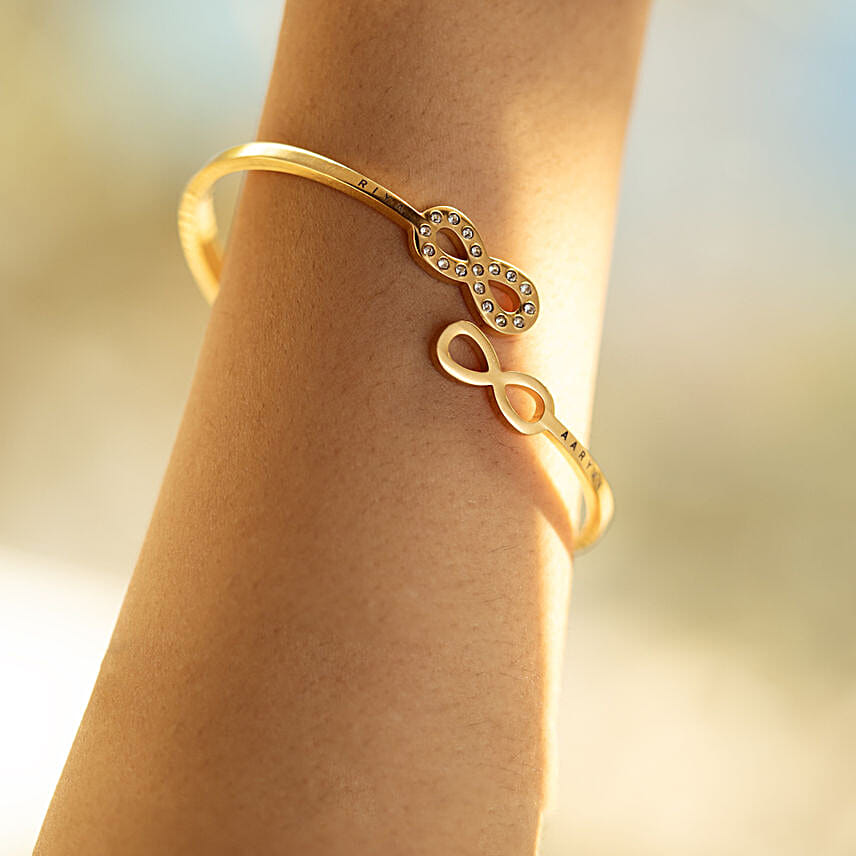 Personalised Hattori Gold Bracelet