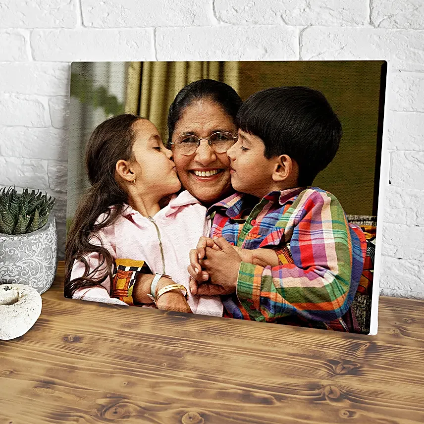 Personalised Sweet Memories Landscape Canvas Frame