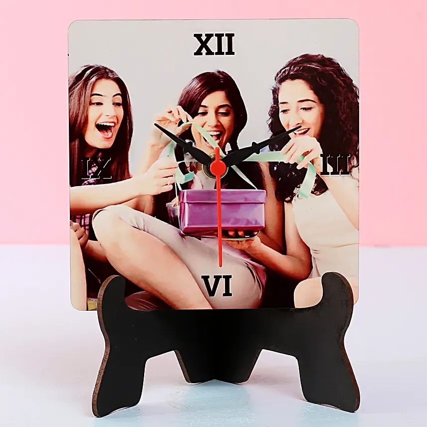 customised table clock for friend