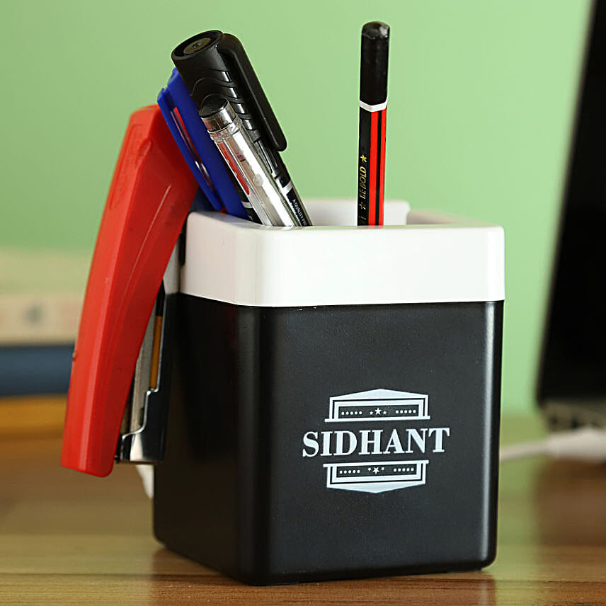 personalised usb n mobile stand hub