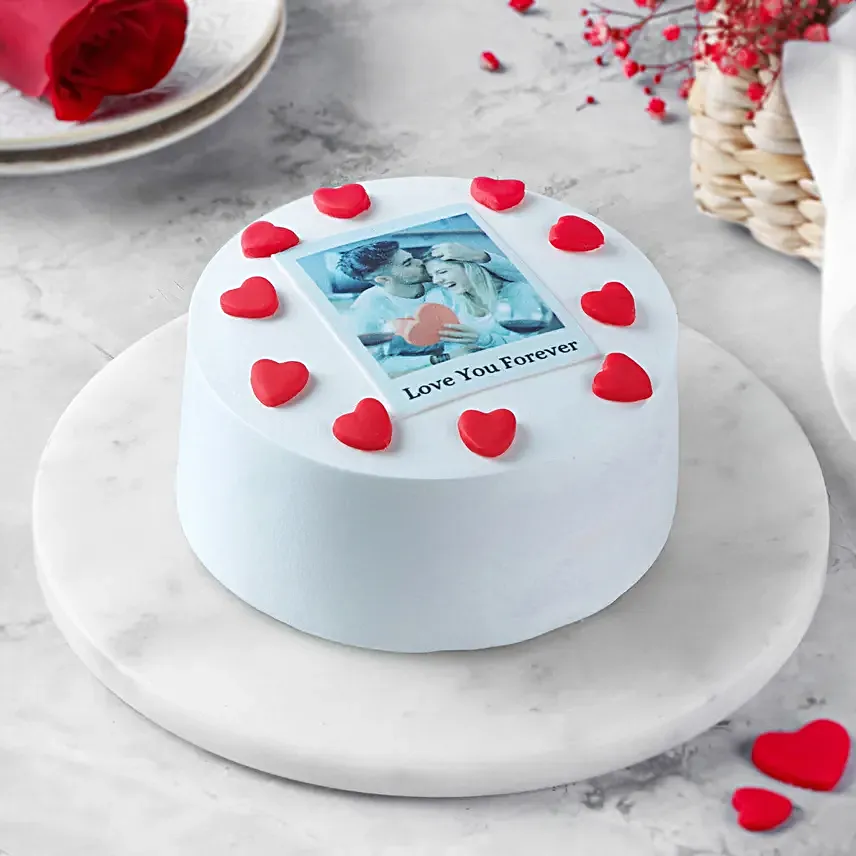 Picture Perfect Valentines Eggless Cake