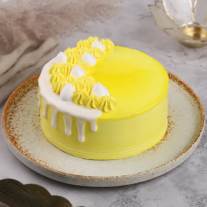 Pineapple Paradise Cream Cake