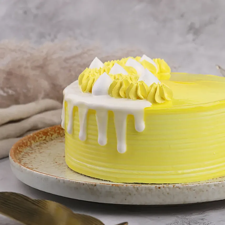 Pineapple Paradise Cream Cake