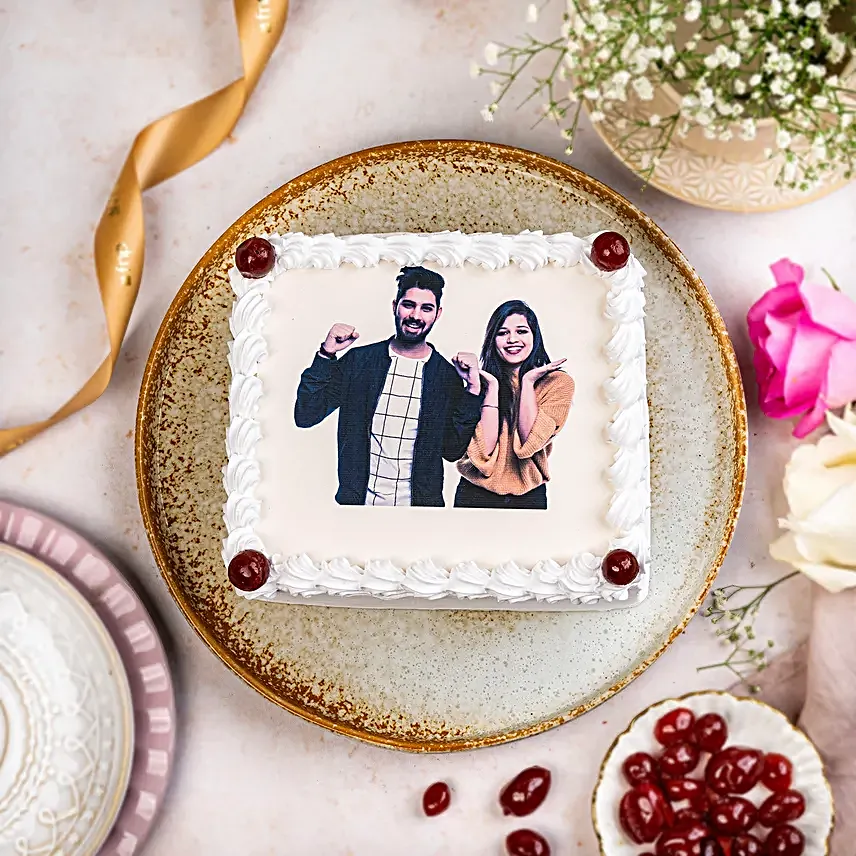 Pineapple Personalised Photo Cake