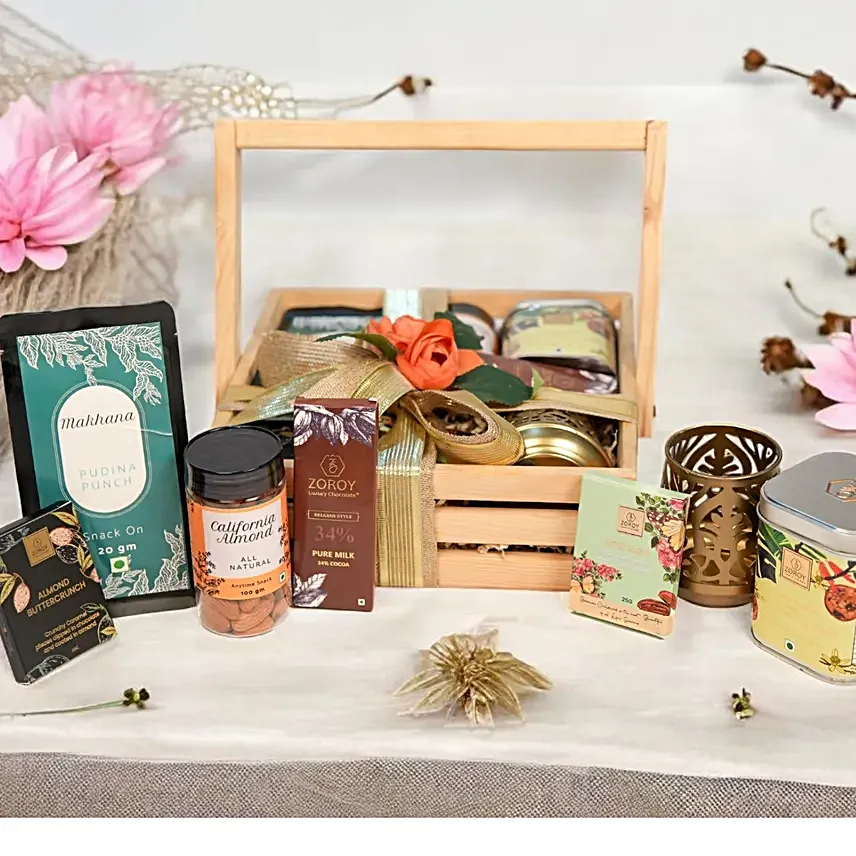 Pinewood Gift Basket