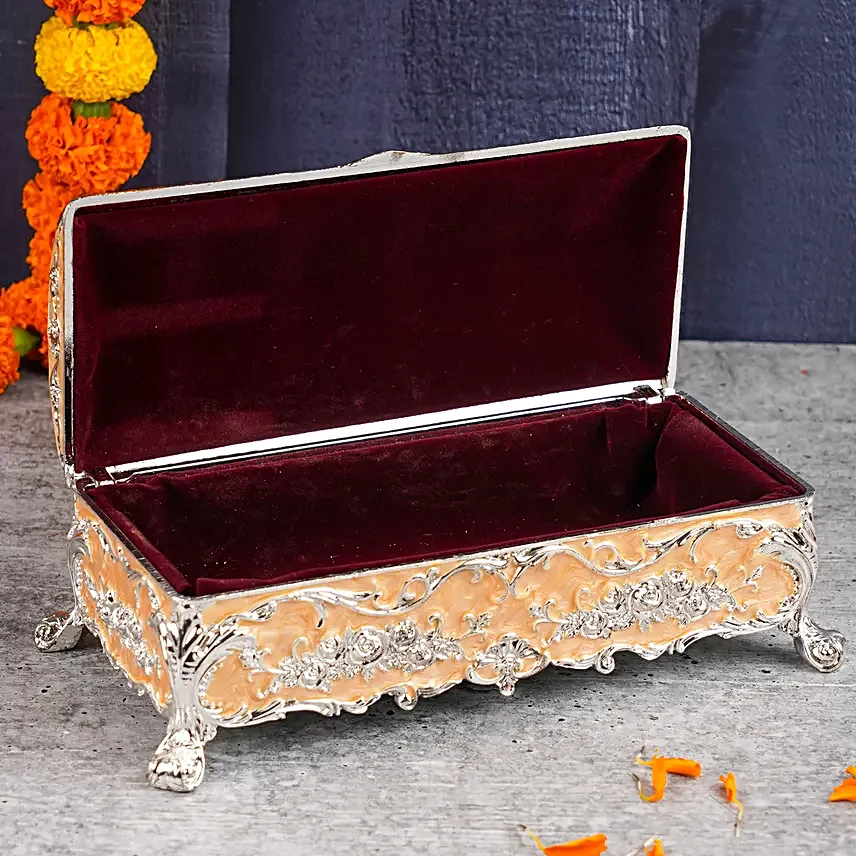 Premium Almonds In Regal Silver Box
