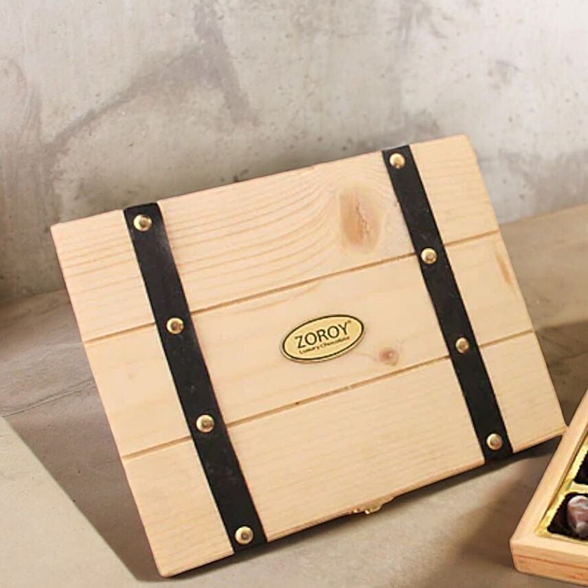 Premium Indulgence Pinewood Rakhi Box