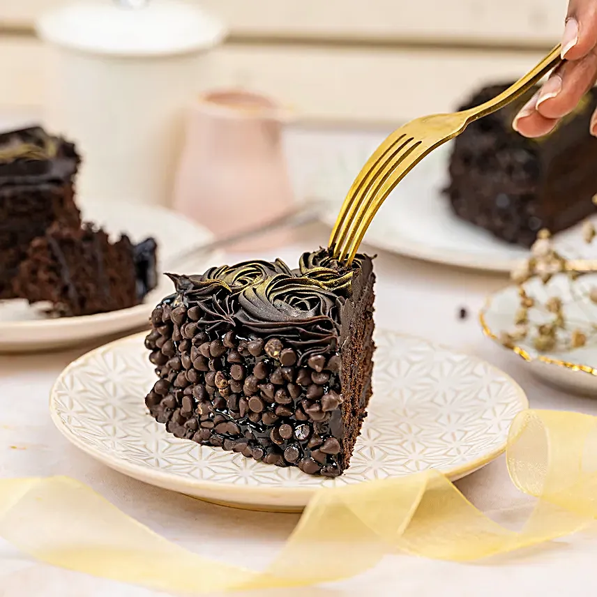 Premium Truffle Designer Cake Half Kg