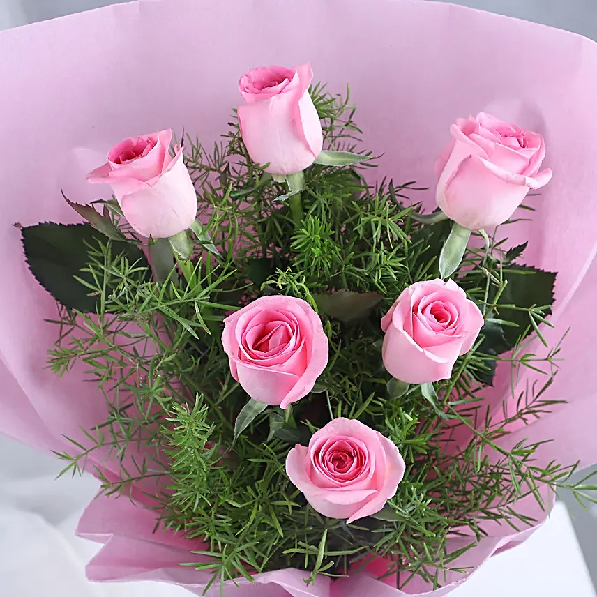 Pretty In Pink Rose Bouquet N Cake Combo