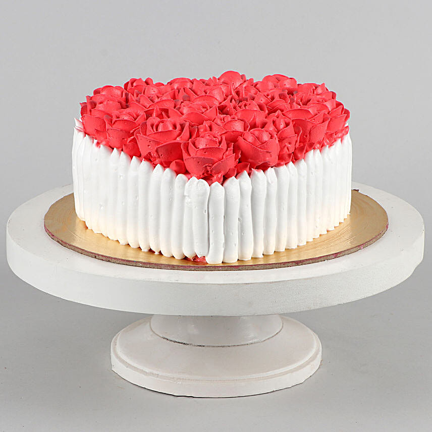 Pretty Roses Black Forest Cake Eggless 1 Kg