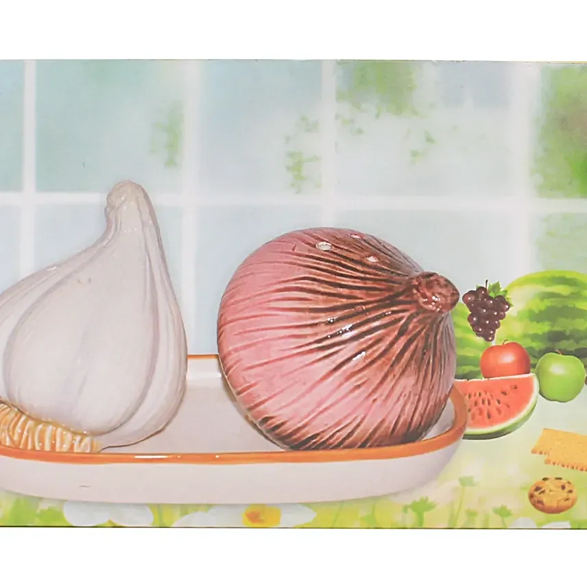 Quirky Onion N Garlic Salt Pepper Set