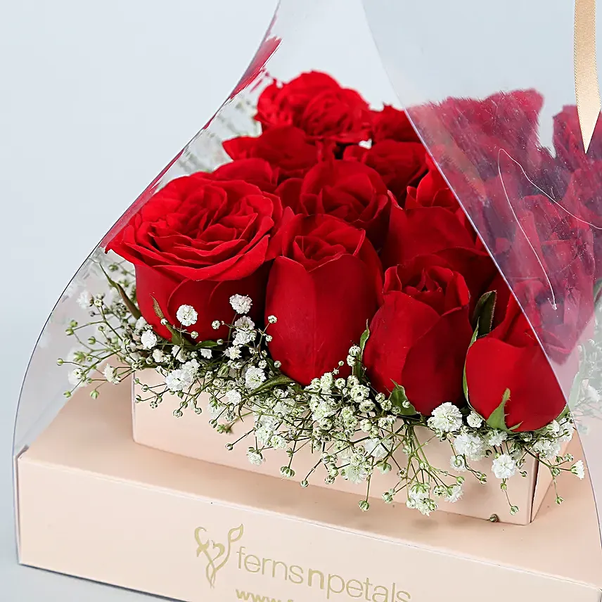 Ravishing Red Roses Gift Arrangement