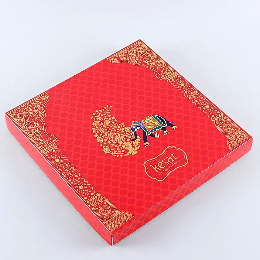 Red N Golden Premium Dryfruits Box