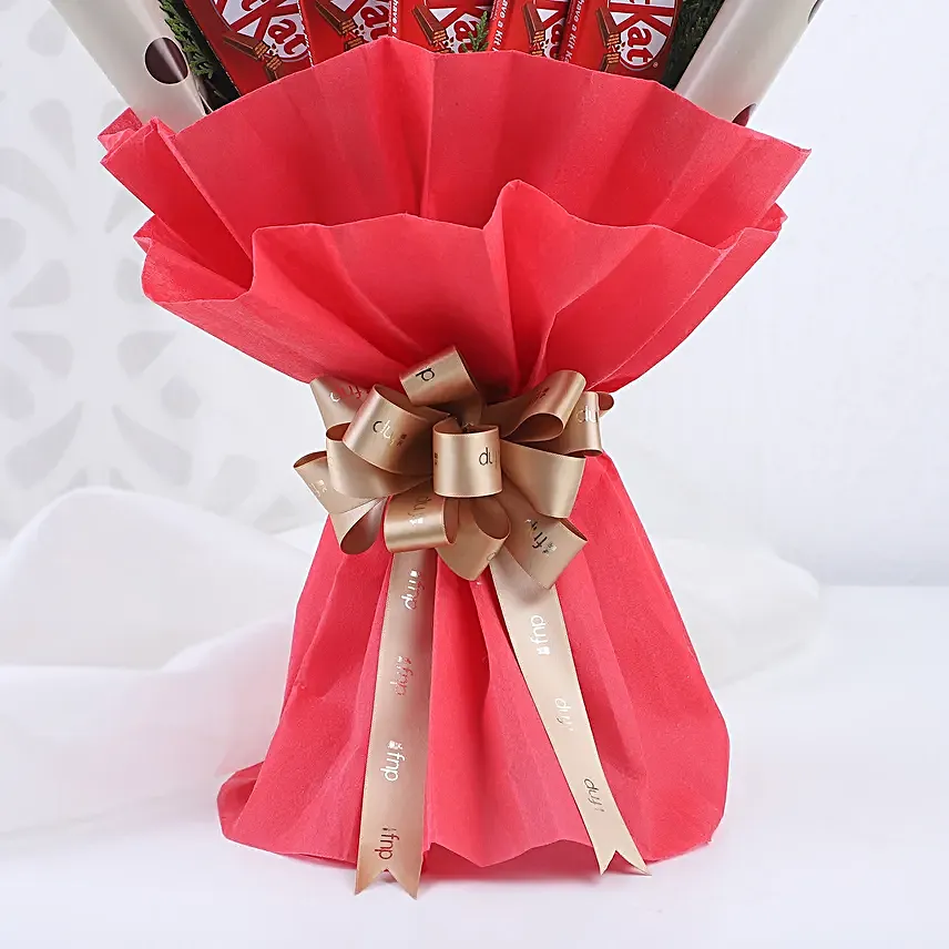 Red Roses Bouquet With Nestle Kitkat Chocolates