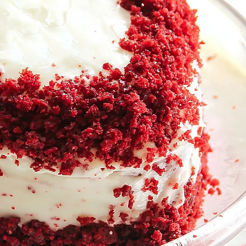 Red Velvet Heart Cream Cake- Half Kg