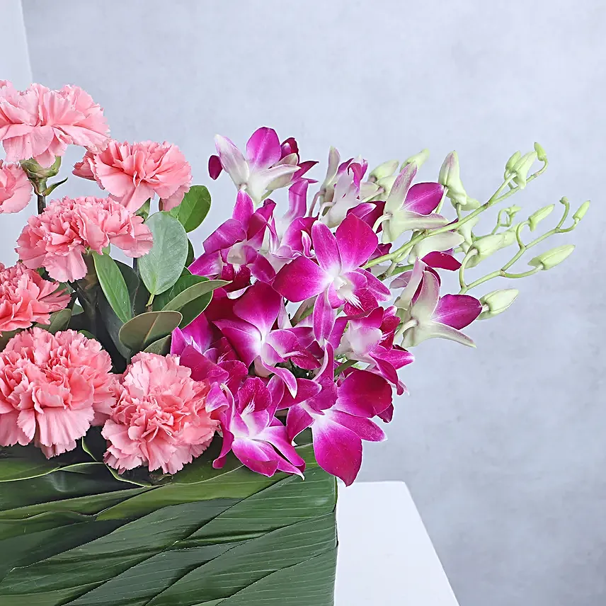 Refreshing Carnation And Chocolates Combo