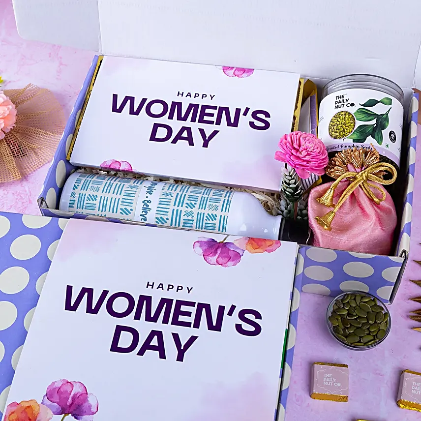 Regal Delights Womens Day Hamper