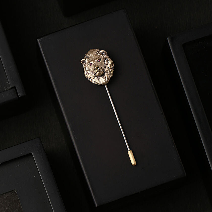 Regal Lion Pin