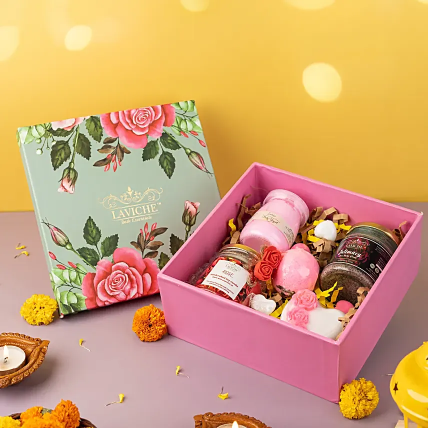 Relax With Rose Gift Box