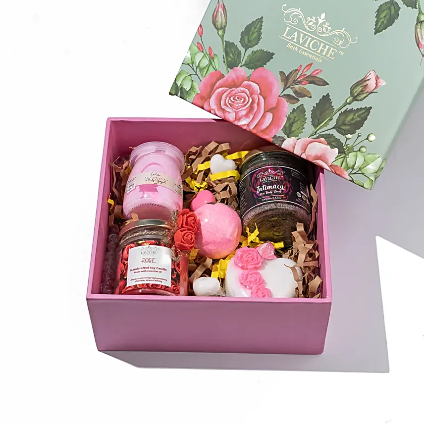 Relax With Rose Gift Box