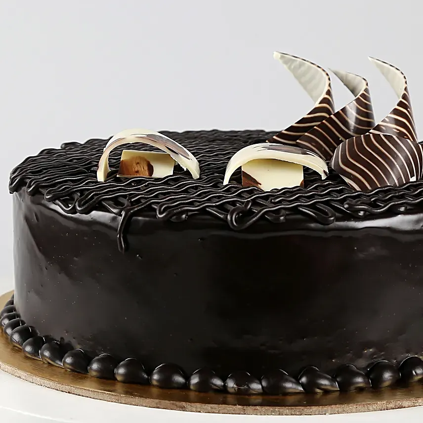 Rich Chocolate Splash Cake Half kg