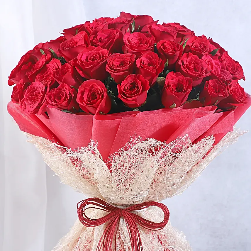 Bunch of 50 red roses