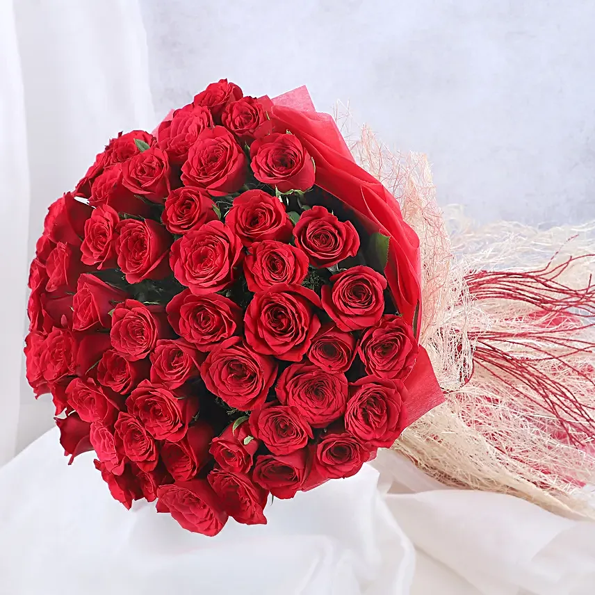 Bunch of 50 red roses