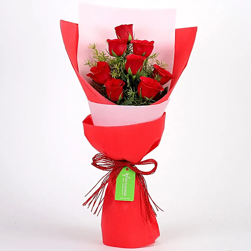 Romantic Rose Wishes With Guitarist 10 to 15 Min