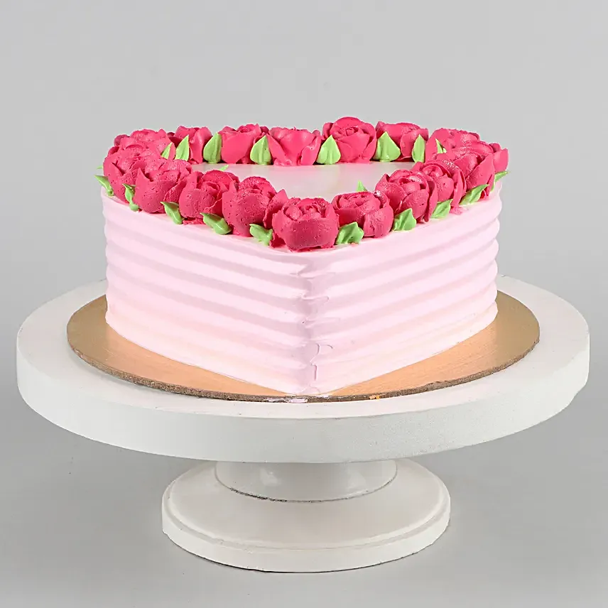 Rose Heart Chocolate Cream Cake Half kg