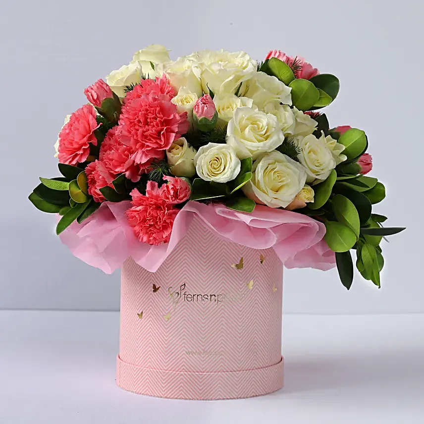 Roses N Carnations Floral Love Box