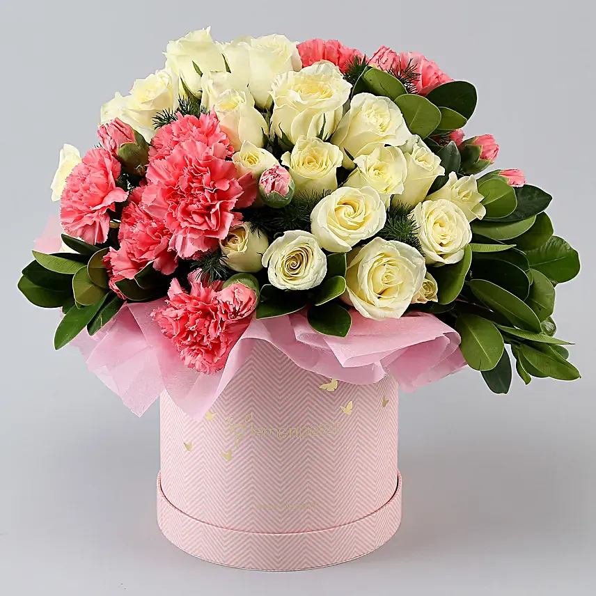 Roses N Carnations Floral Love Box