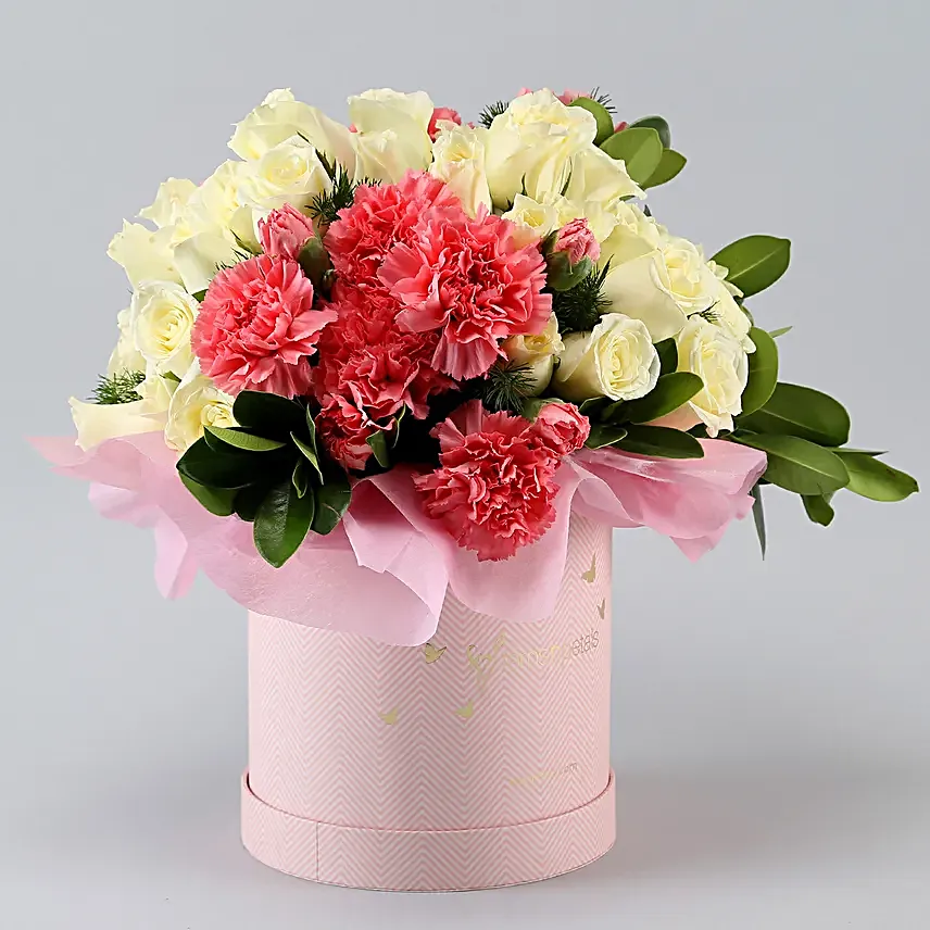 Roses N Carnations Floral Love Box