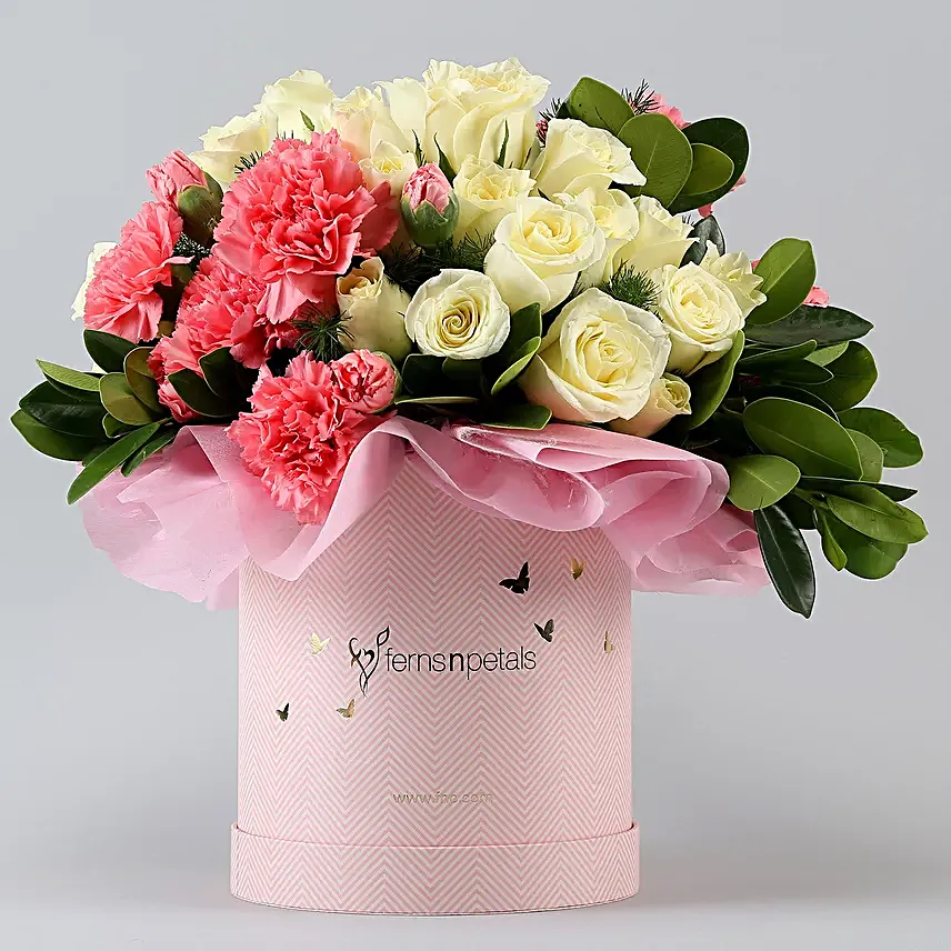 Roses N Carnations Floral Love Box