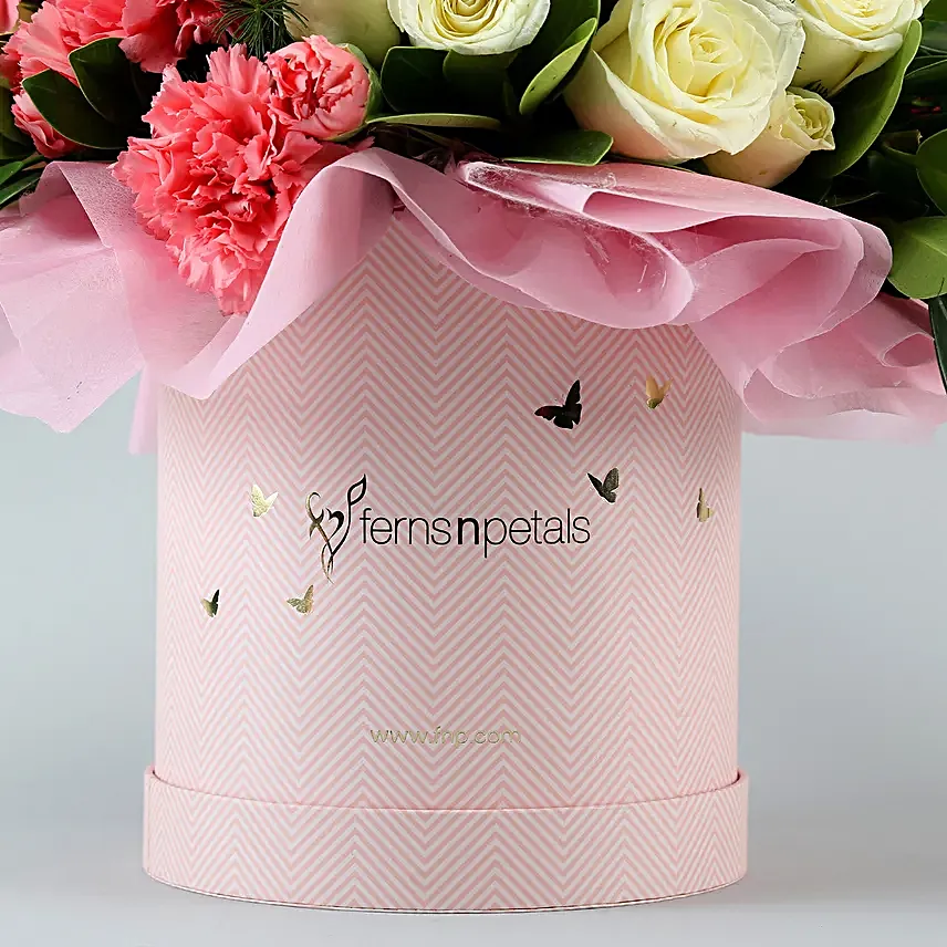 Roses N Carnations Floral Love Box