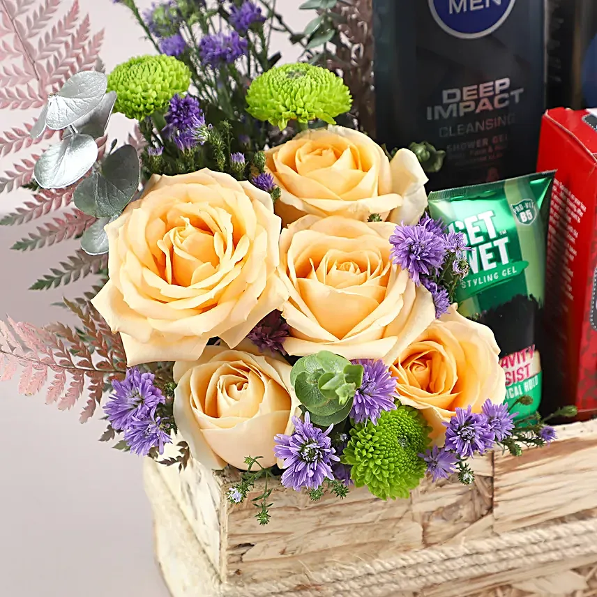 Roses N Mens Grooming Kit Hamper