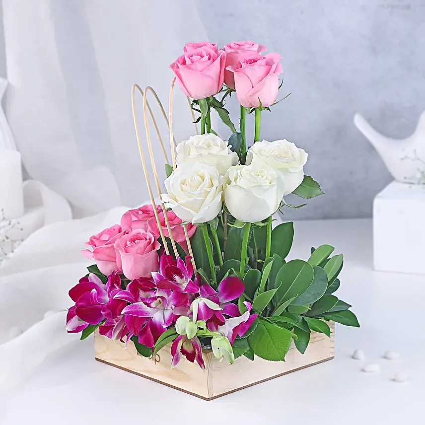 Royal Orchid N Rose Embrace