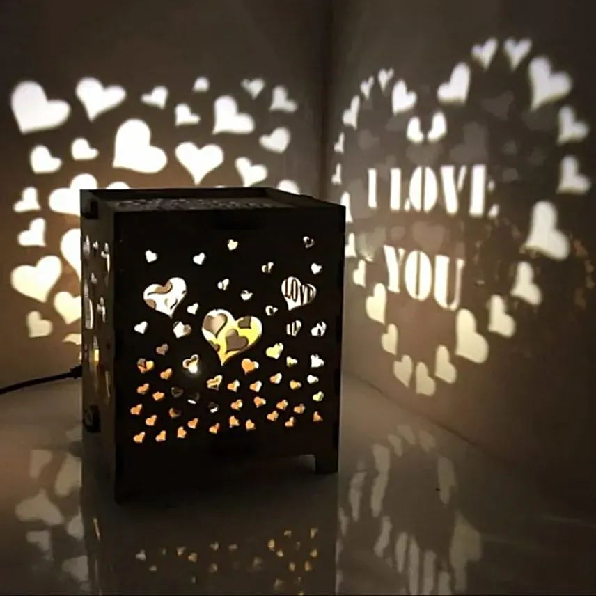 Online Royal Shadow Box
