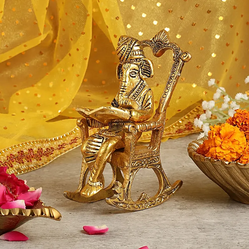 Sacred Presence Showpiece