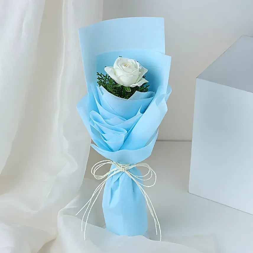 Serene Vibes White Rose N Cake Gift
