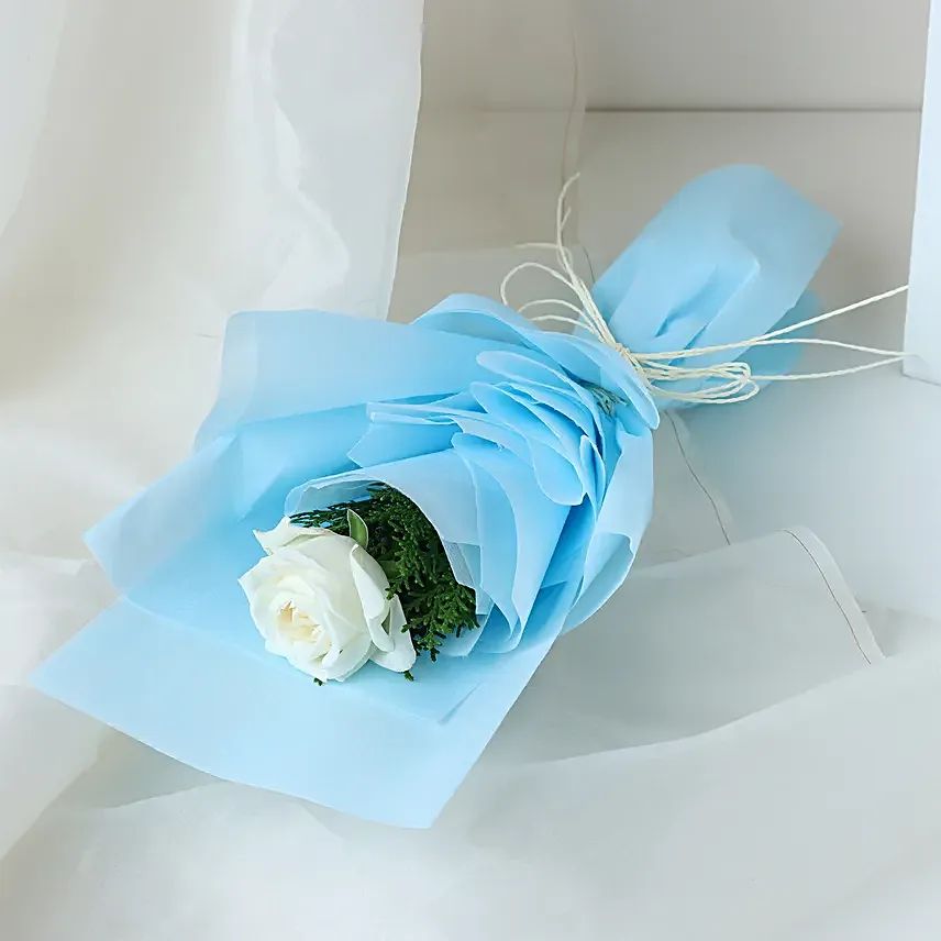 Serene Vibes White Rose N Cake Gift
