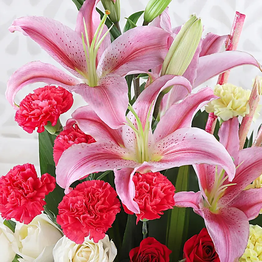 Arrangement of flowers