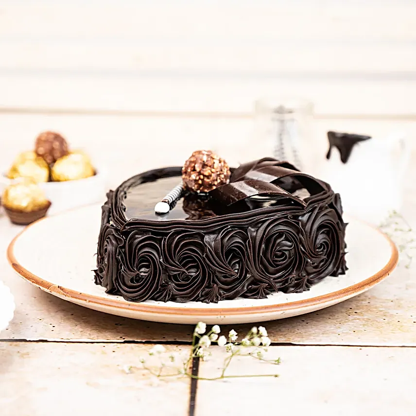 Heart Chocolate Cake Half kg